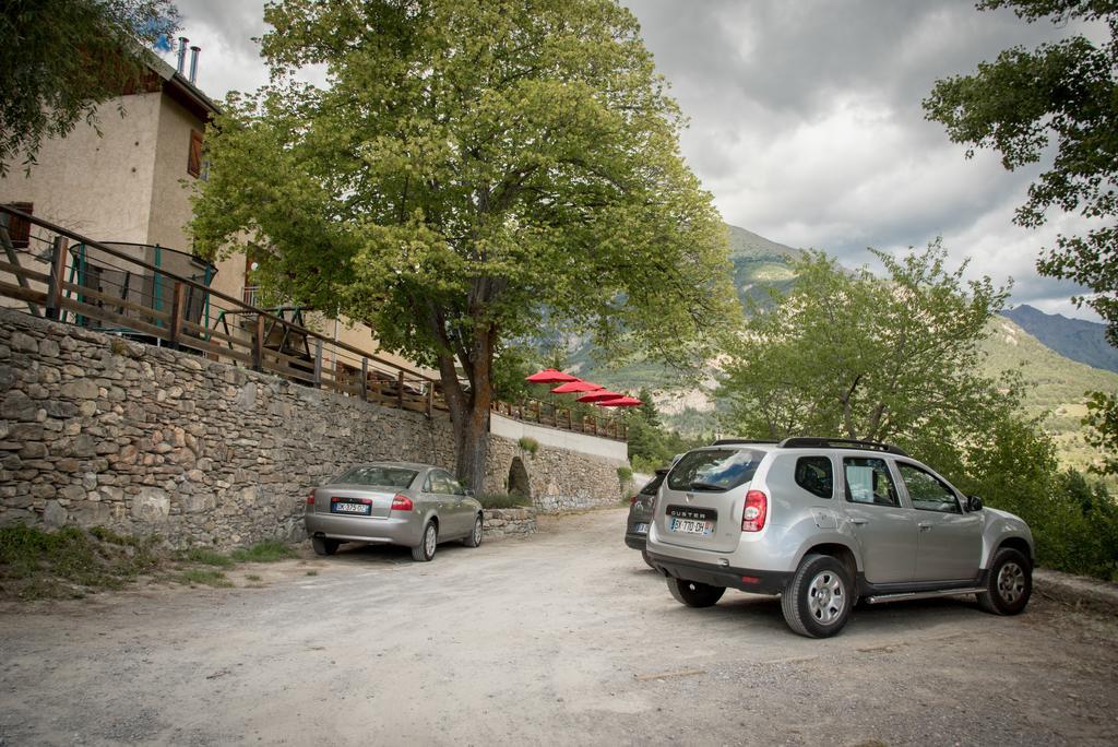 Chalet Les Moineaux Chambres D'Hotes Jausiers Bagian luar foto