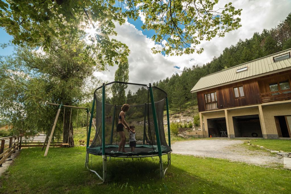 Chalet Les Moineaux Chambres D'Hotes Jausiers Bagian luar foto